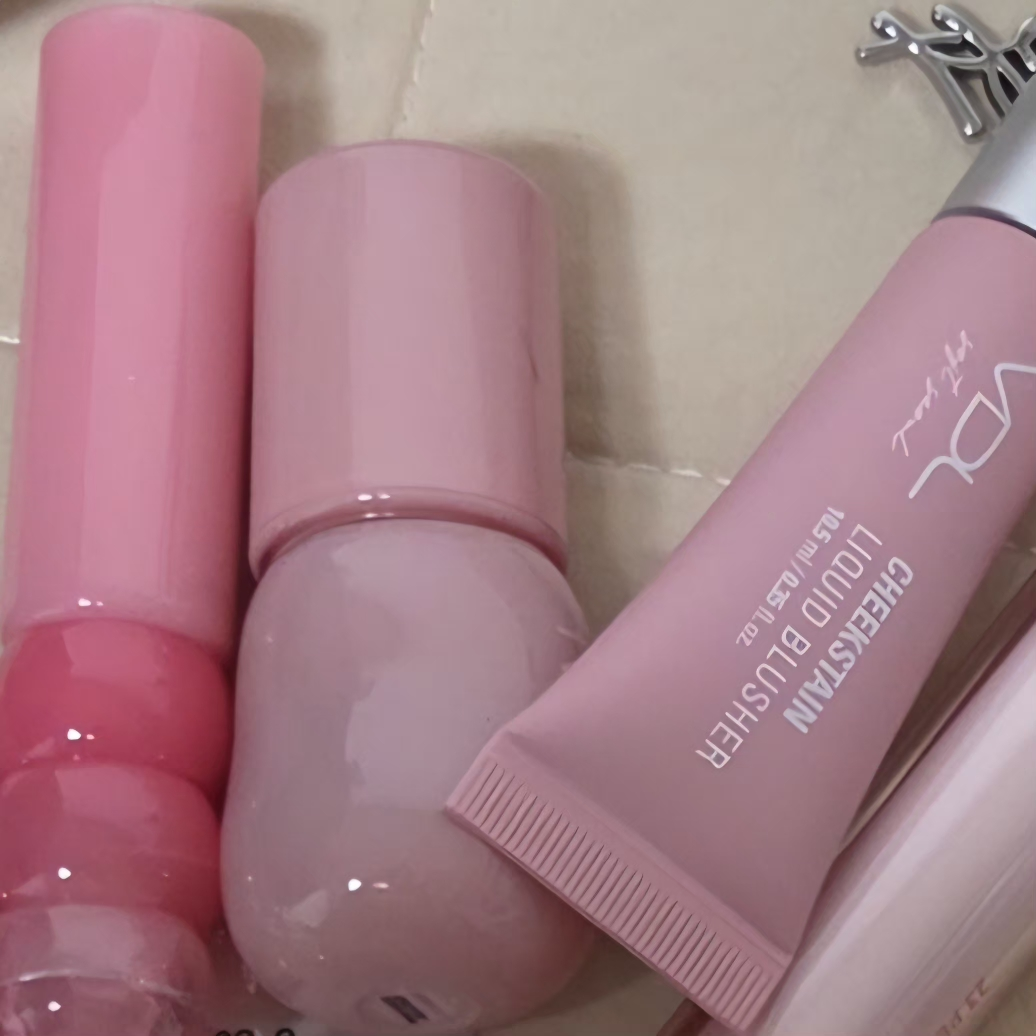 fwee 3D丰盈亮彩[B01 香草凡妮蕾 70%] [B01 香草凡妮蕾 70%]。 review image