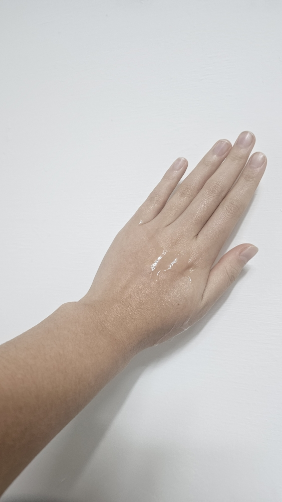 保湿爽肤水的真实用户使用照片