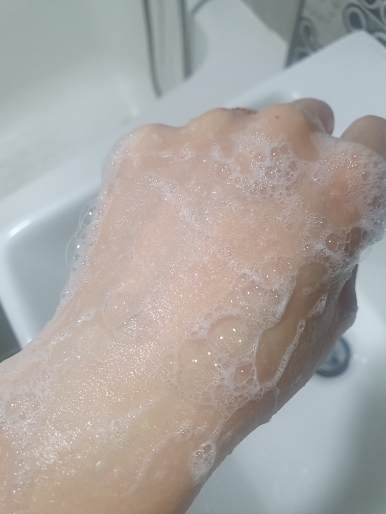 拉格姆 微泡沫洁面乳 common.review image