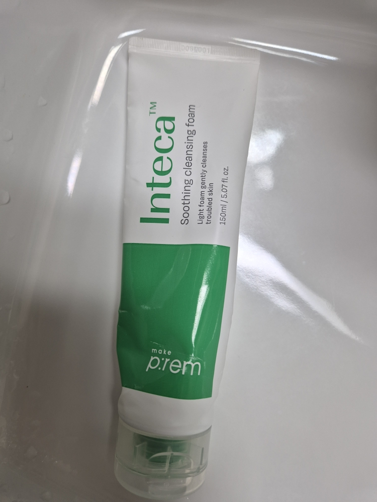 Ảnh đánh giá thực tế của người dùng về Intica Soothing Cleansing Foam