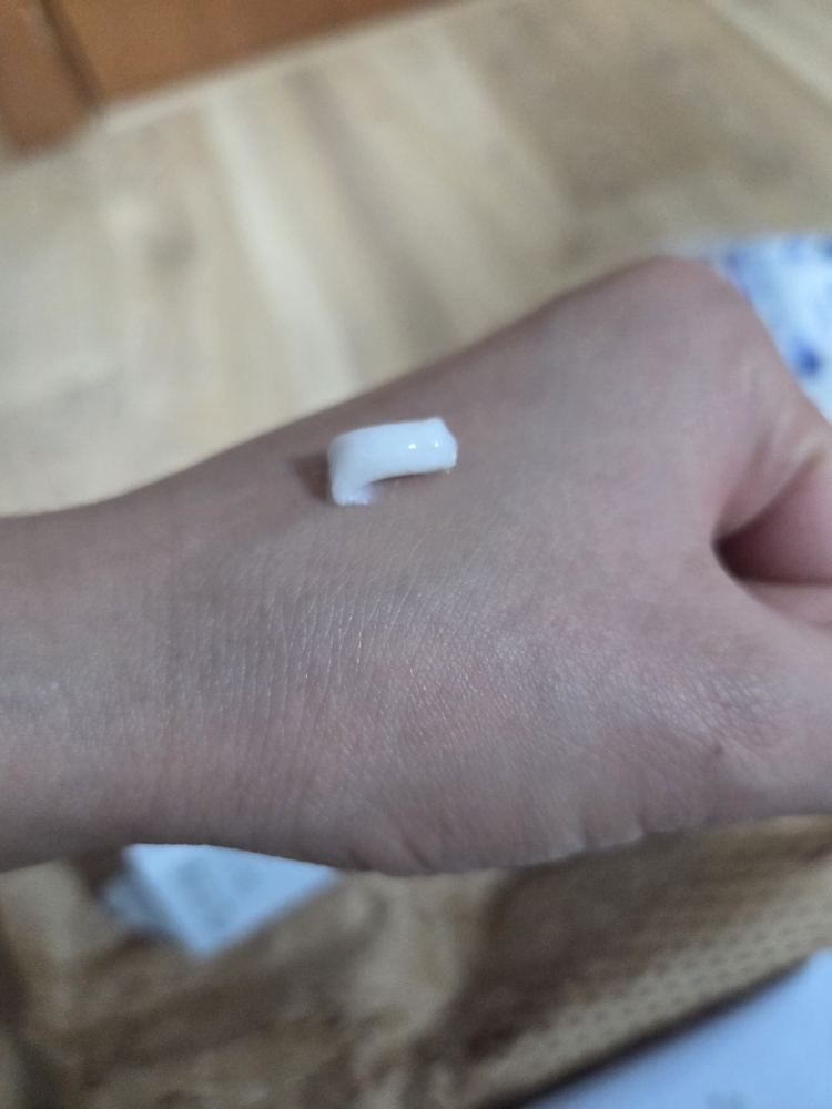 로포에 (LOPOE) 베러 밸런스 클렌징 폼 review image