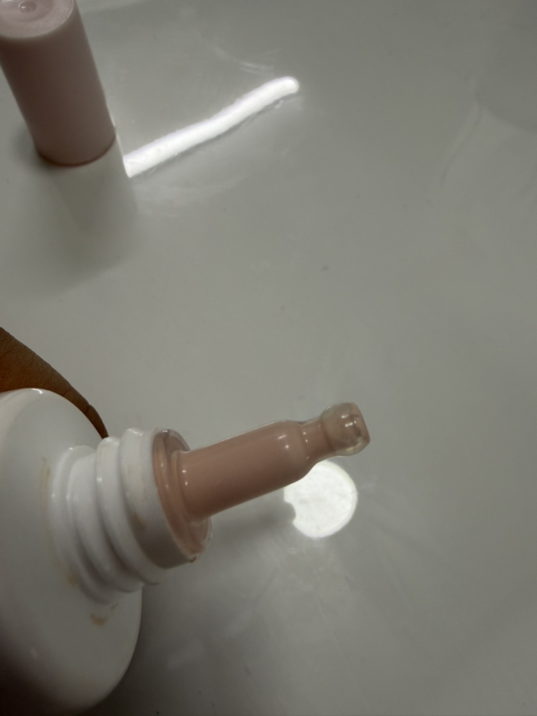 딘시 (dinsee) 프리미엄 비건 톤 업 선크림 [SPF50+/PA++++] review image