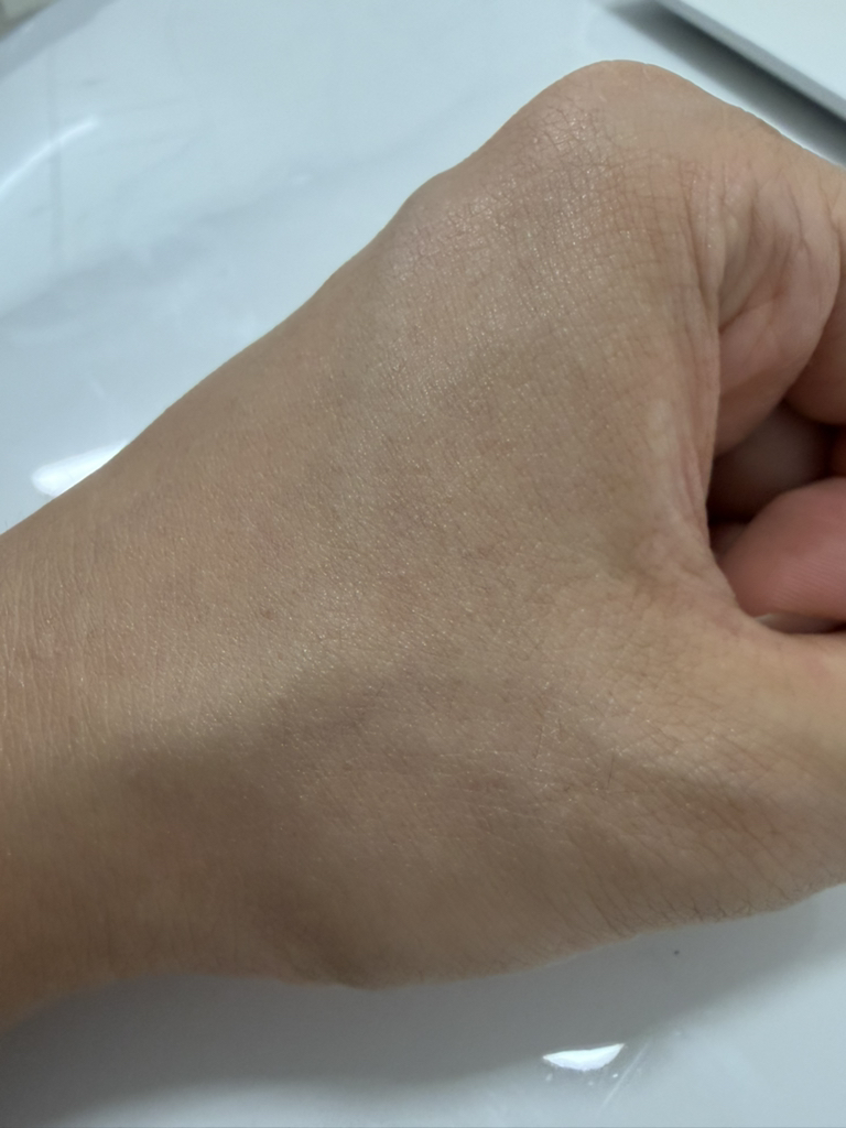 딘시 (dinsee) 프리미엄 비건 톤 업 선크림 [SPF50+/PA++++] review image