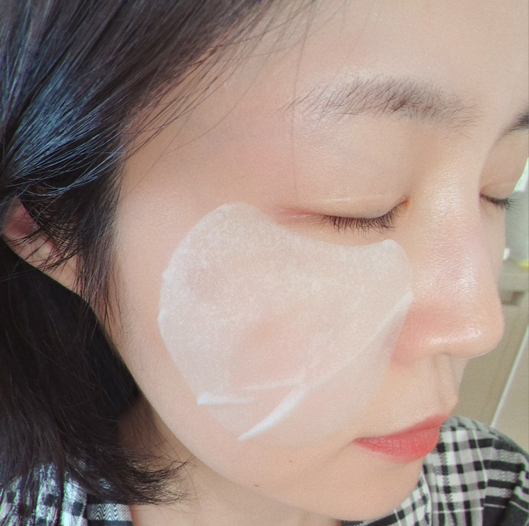 低分子玻尿酸爽肤棉片的真实用户使用照片