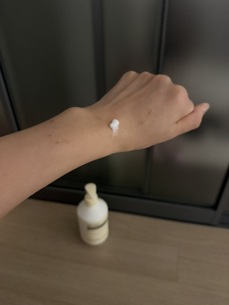 Ảnh đánh giá thực tế của người dùng về Kem dưỡng da Mild Ceramide