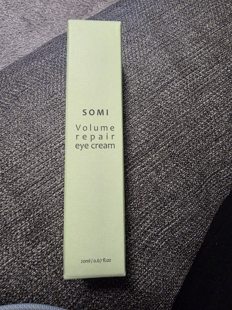 소미 (SOMI) 볼륨 리페어 아이크림 review image