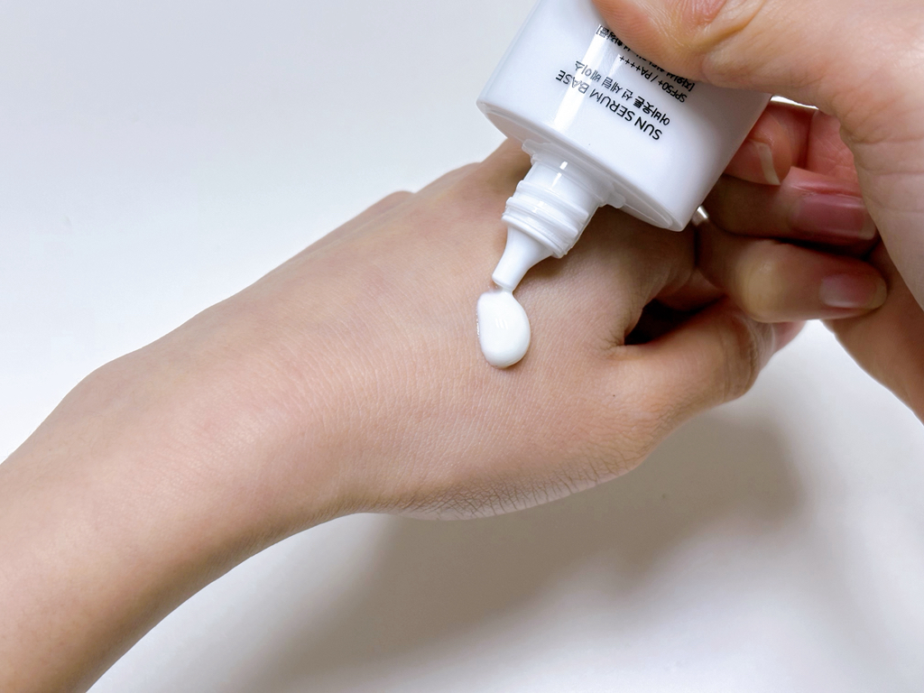 어바웃톤 (ABOUT_TONE.) 선 세럼 베이스 [SPF50+/PA++++] review image