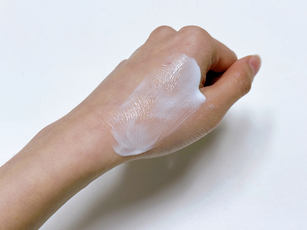 어바웃톤 (ABOUT_TONE.) 선 세럼 베이스 [SPF50+/PA++++] review image