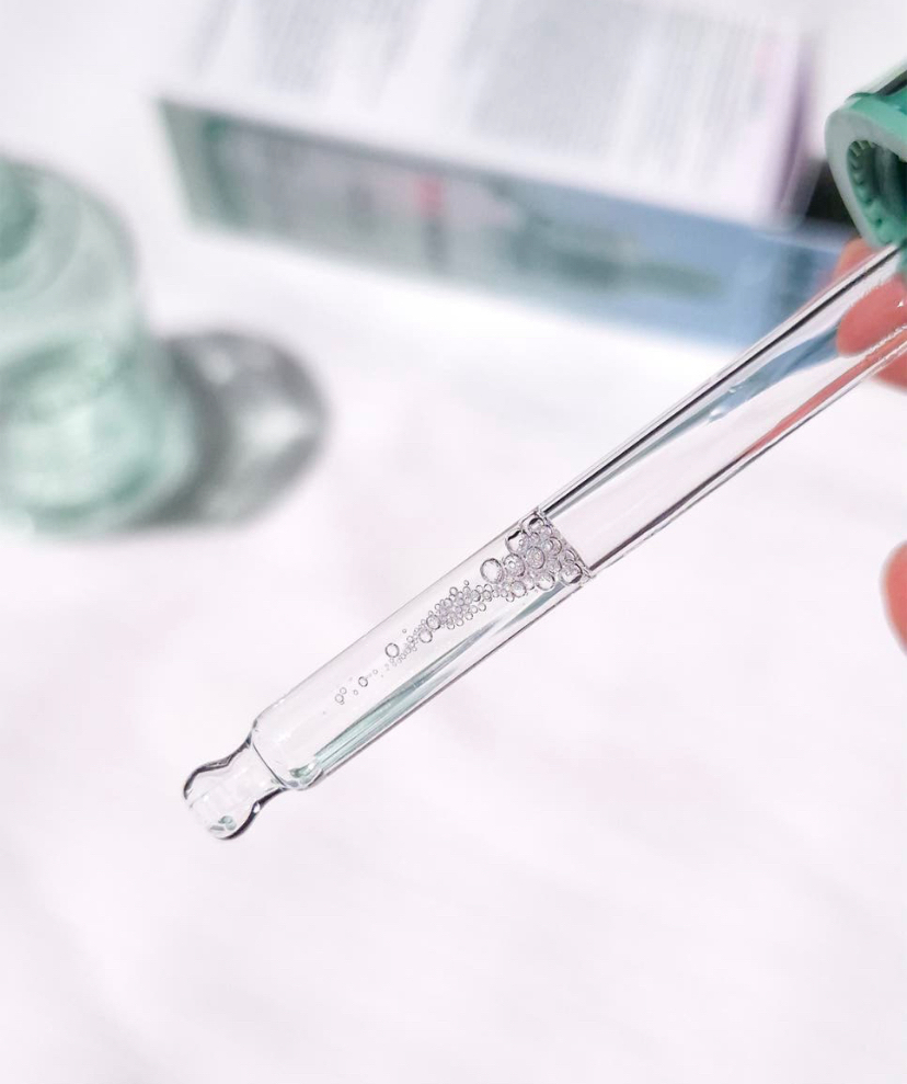 Dr.G Red Blemish Clear Hyaluronic Acid Soothing Serum review image