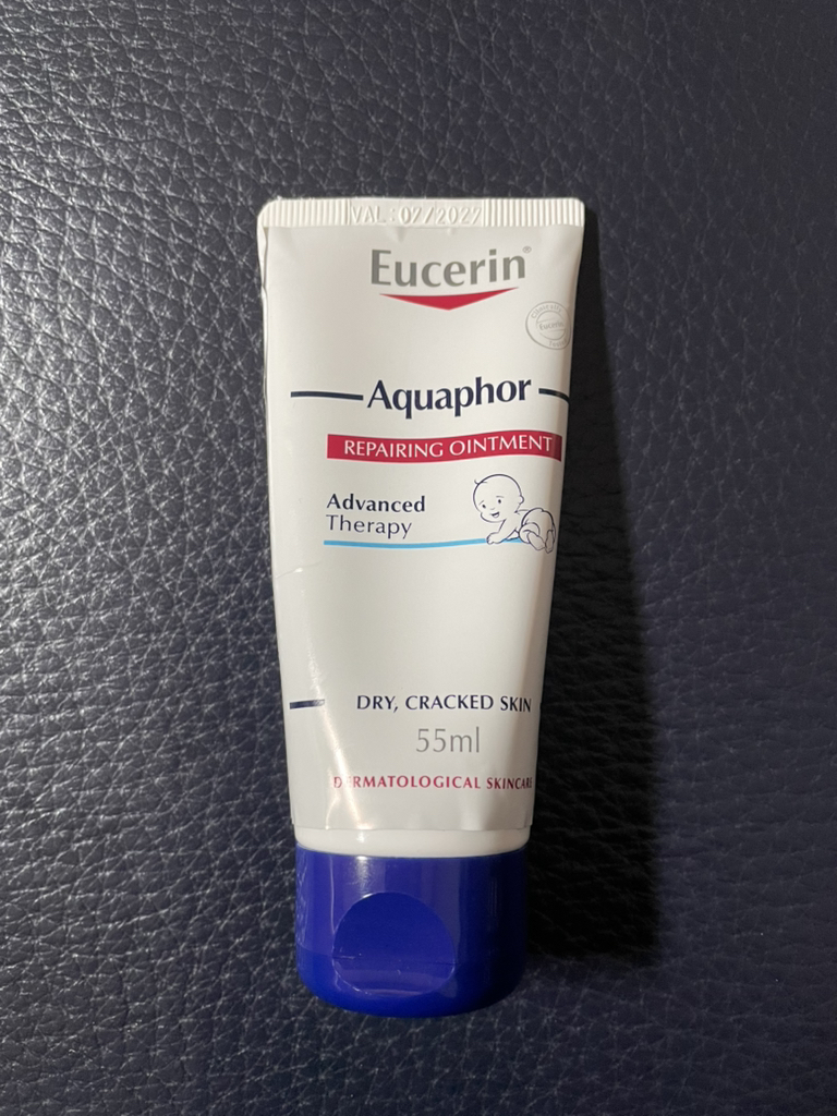 유세린 (Eucerin) 아쿠아퍼 리페어링 오인트먼트 review image