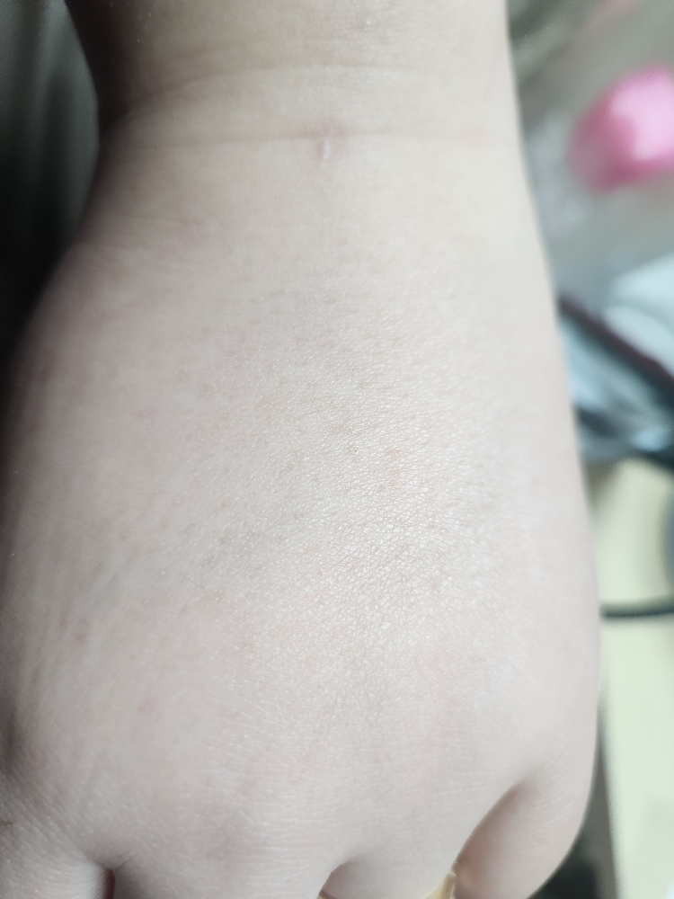 日常护肤精华的真实用户使用照片