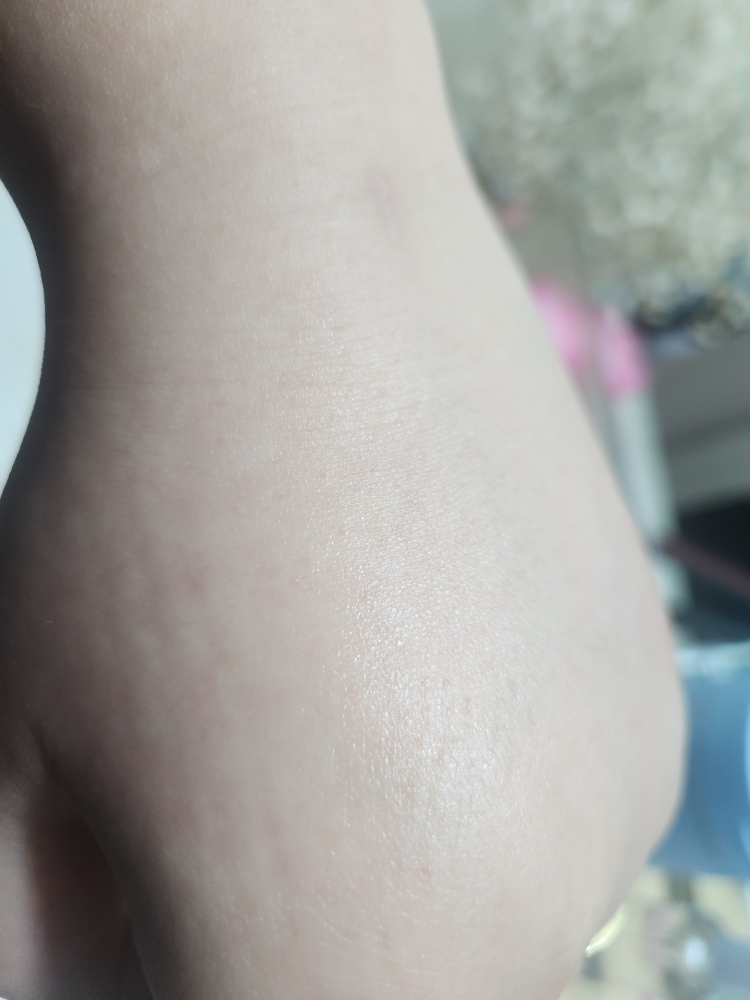 日常护肤精华的真实用户使用照片