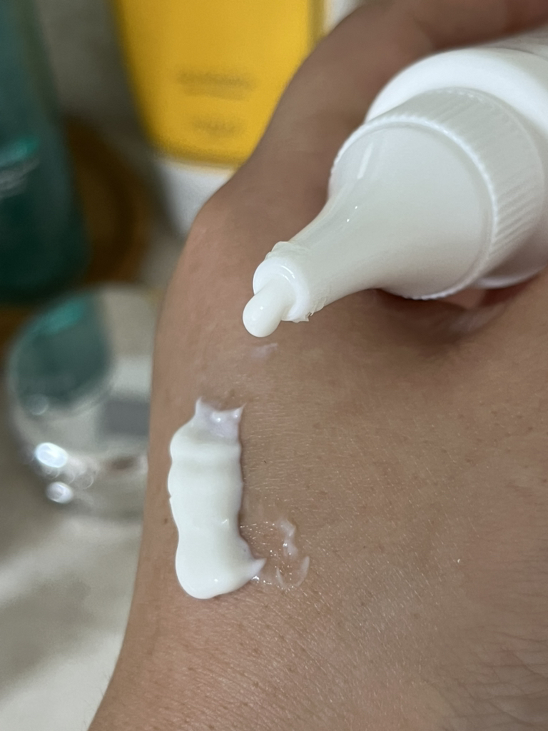 르메이엘 (LeMeill) uv프로텍터 워터 선스크린 [SPF50+/PA++++] review image