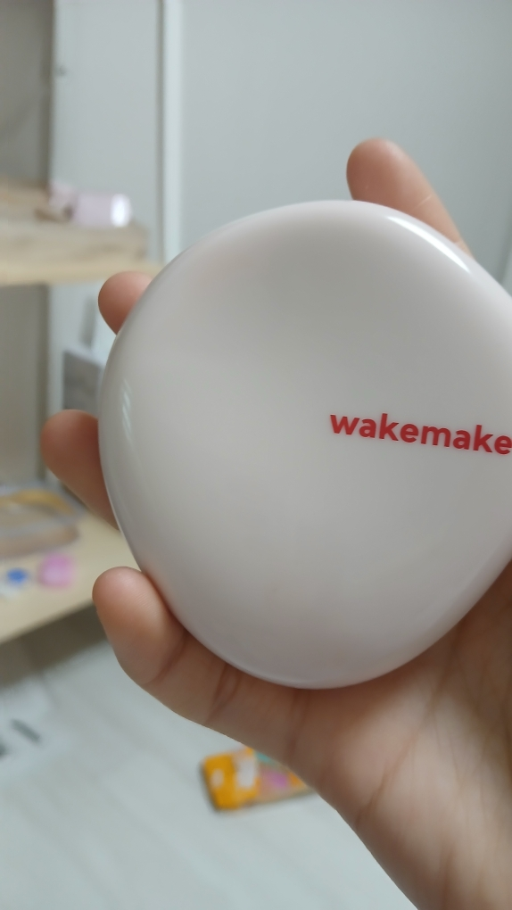 wakemake Water Glow Coating Balm [SPF30/PA++] [02 Vanilla Ivory] review image