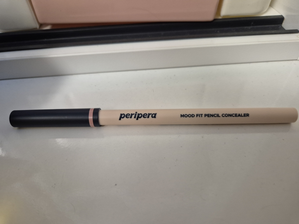 페리페라 (peripera) 무드 핏 펜슬 컨실러 [001 커버살몬] review image