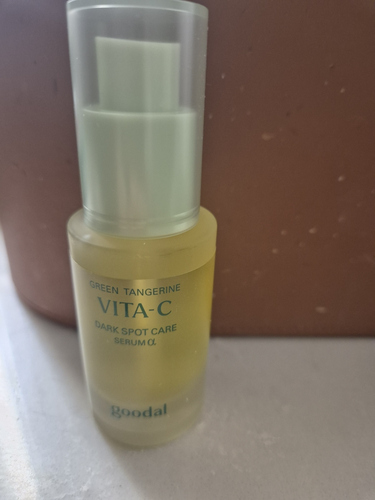 Ảnh đánh giá thực tế của người dùng về Serum chăm sóc vết thâm chanh xanh Vita C Alpha