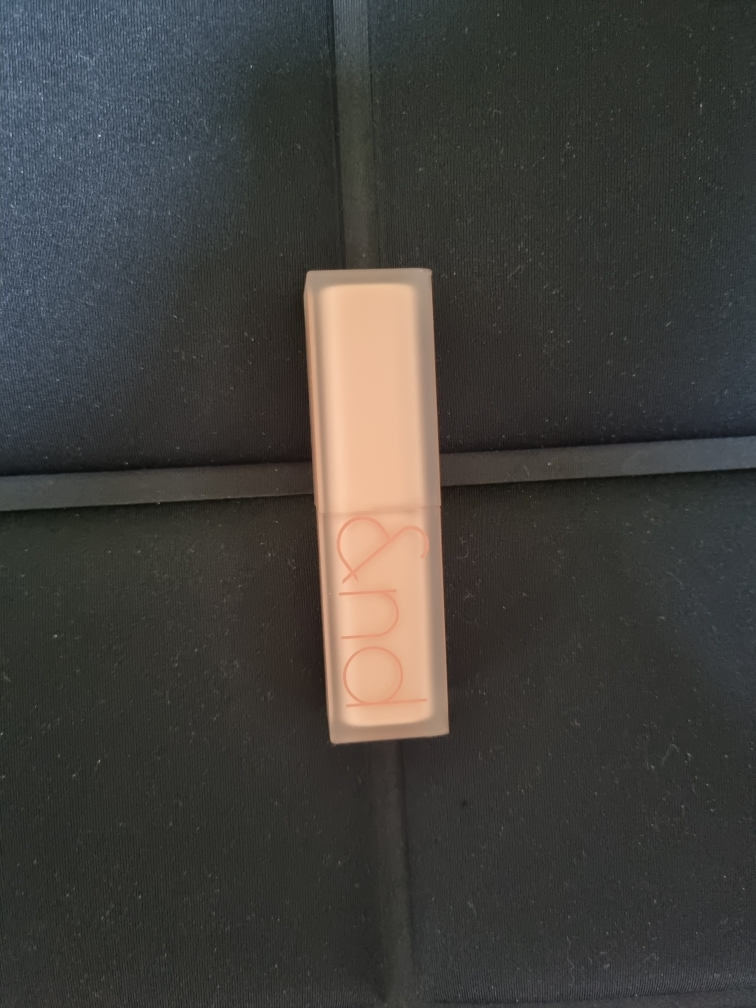 롬앤 (ROMAND) 제로 매트 립스틱 [21 스모크드베이지] review image