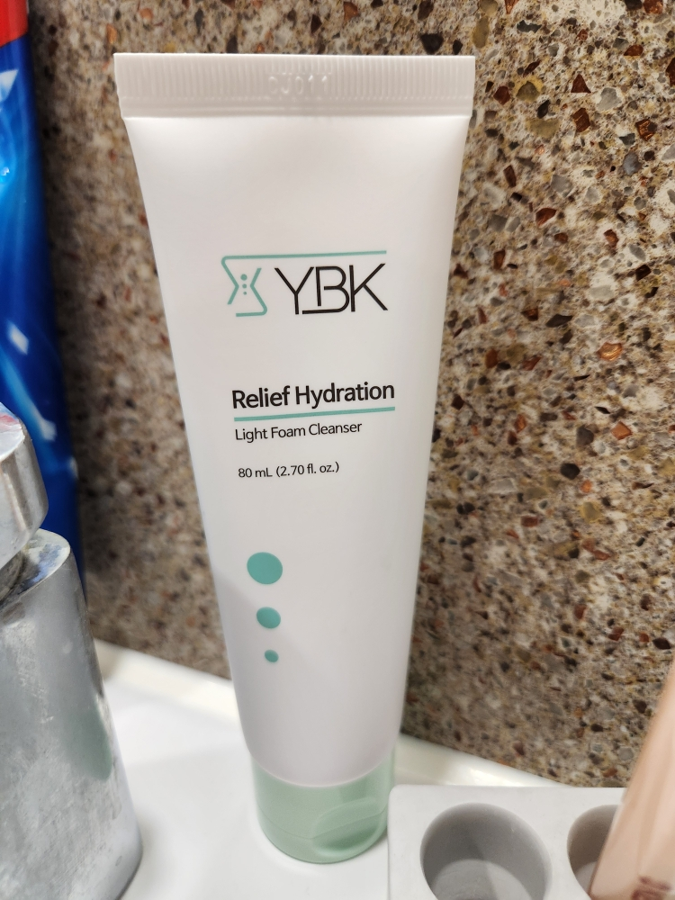 YBK 舒缓保湿泡沫洁面乳 common.review image