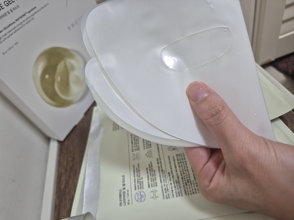 어나더페이스 (ANOTHERFACE) 나이아치온 빛 겔 마스크 review image