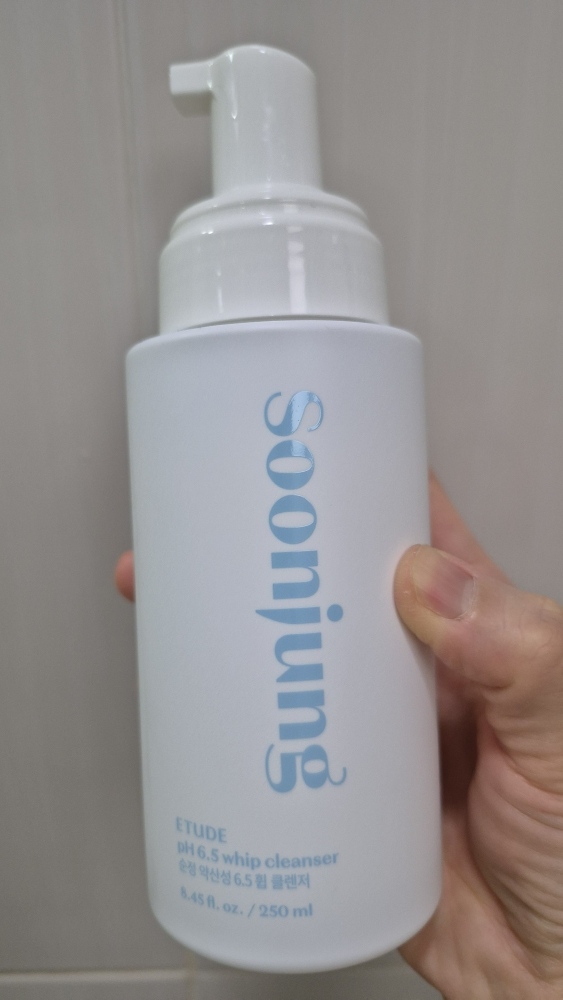 ETUDE Sữa rửa mặt có độ pH 6.5 review image