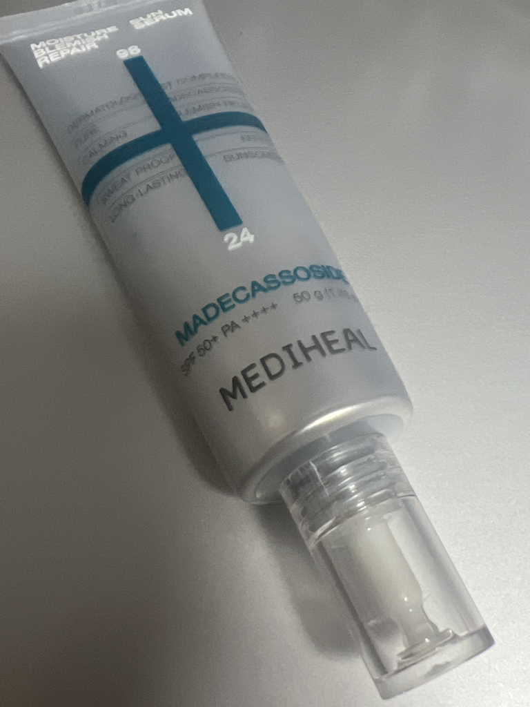 美迪惠尔 麦地卡索苷保湿防晒精华液微量修复[SPF50+/PA++++] common.review image