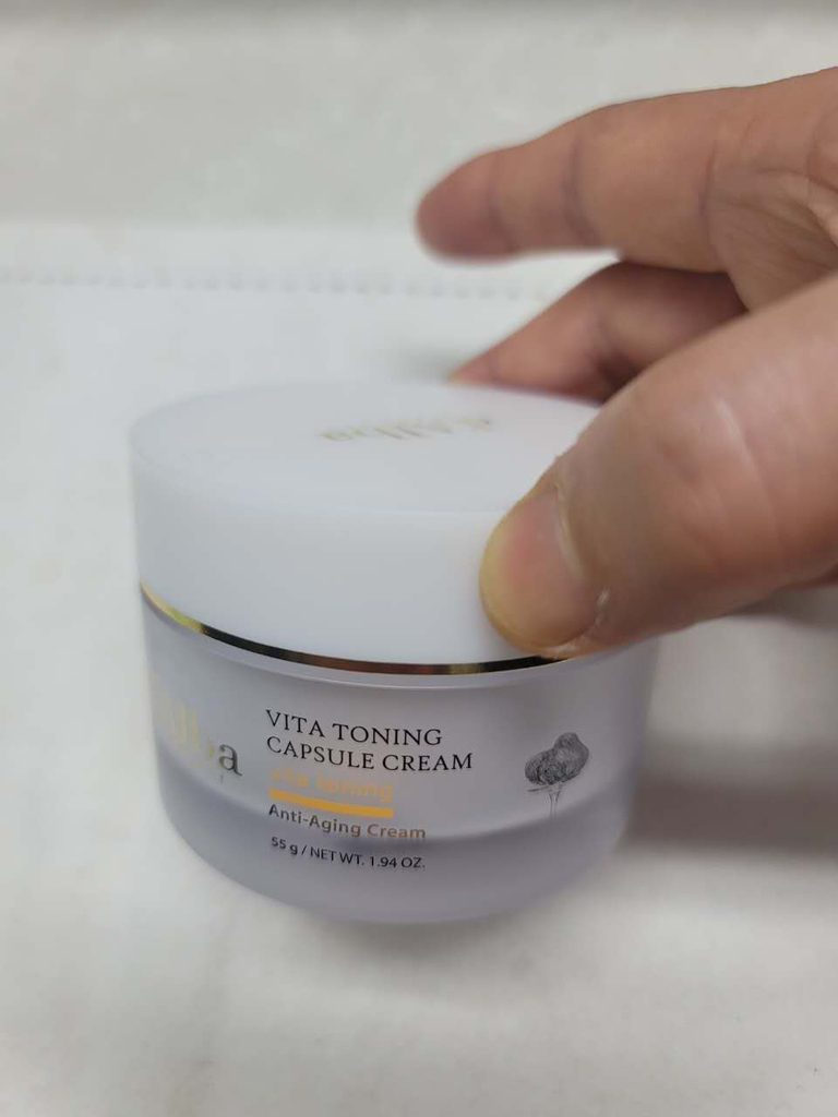 달바 (d'Alba) 비타 토닝 캡슐 크림 review image