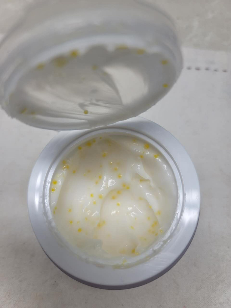 달바 (d'Alba) 비타 토닝 캡슐 크림 review image