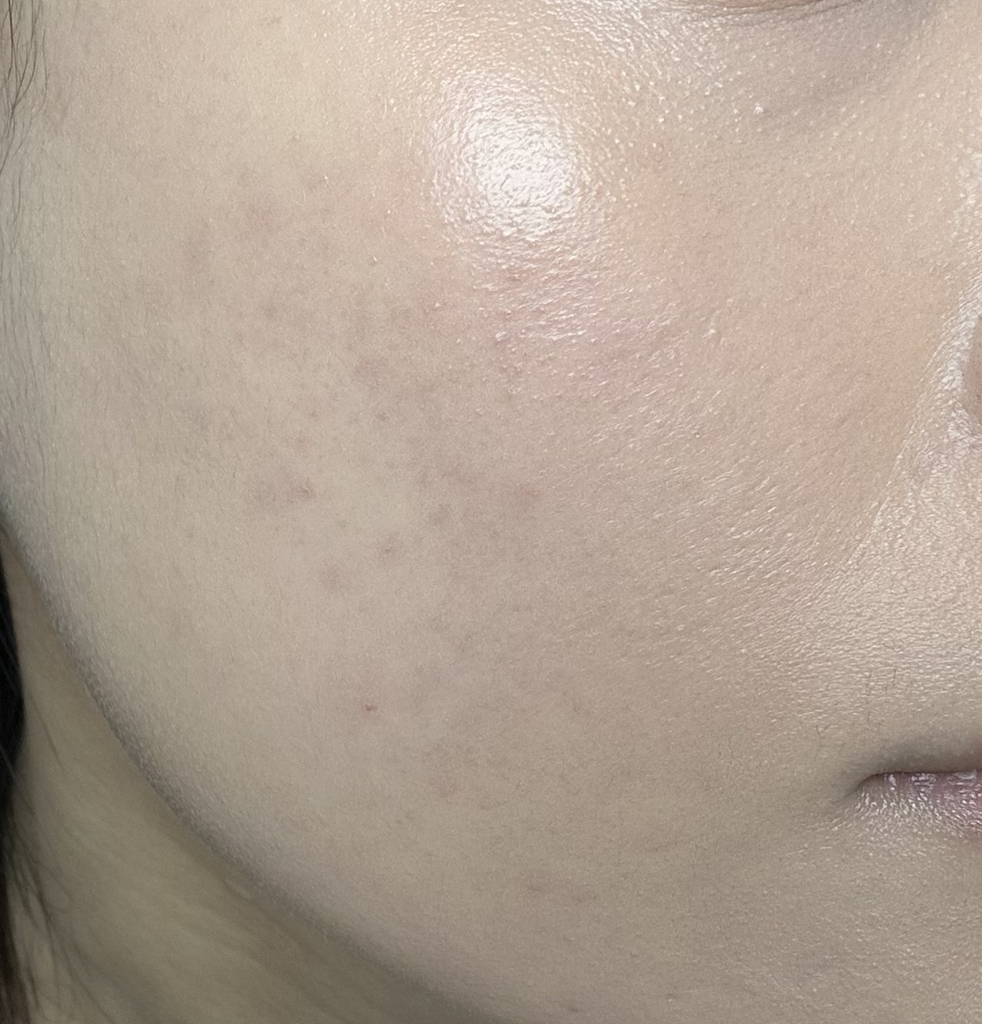 高清护肤粉底 [1R02］的真实用户使用照片