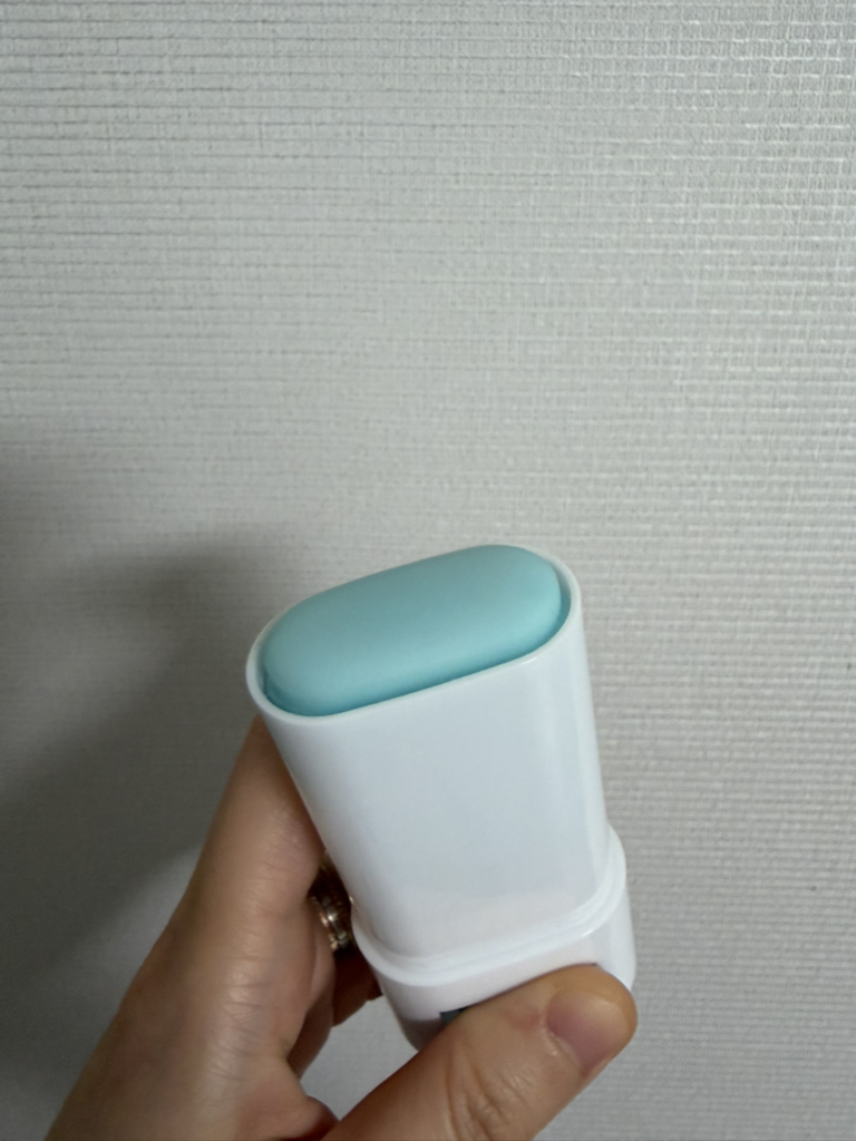 冰感镇定防晒棒 [SPF50+/PA++++]的真实用户使用照片