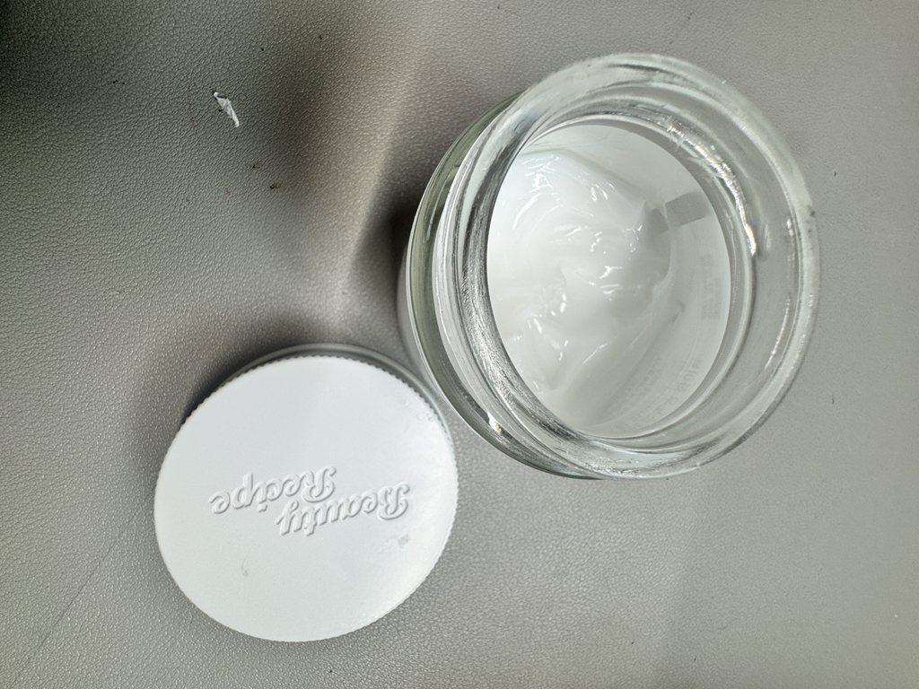 BeautyRecipe Snow White Melas Top Whitening Cream review image