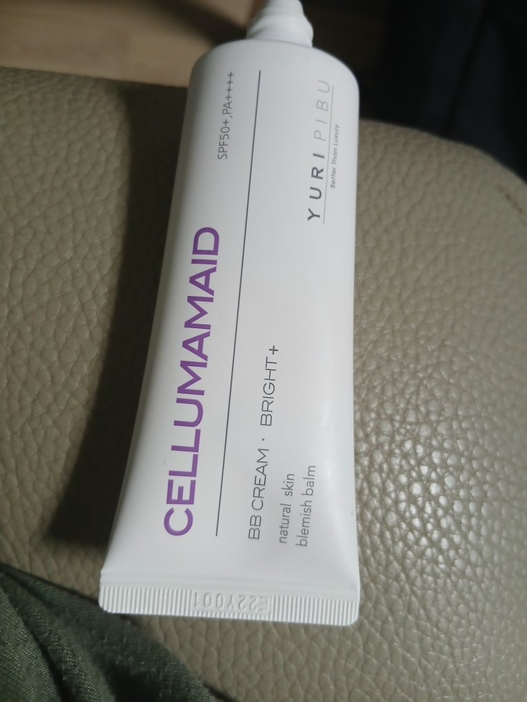유리피부 (YURIPIBU) 셀룸 아마이드 BB 크림 [SPF50+/PA++++] [브라이트플러스] review image