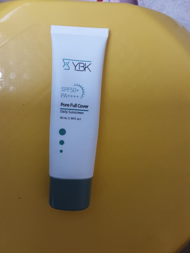 YBK (와이비케이) 포어 풀 커버 데일리 썬스크린 [SPF50+/PA++++] review image