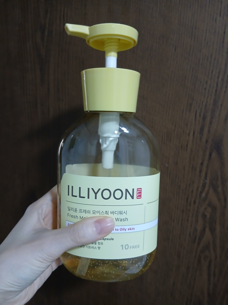ILLIYOON Fresh Moisture Body Wash review image
