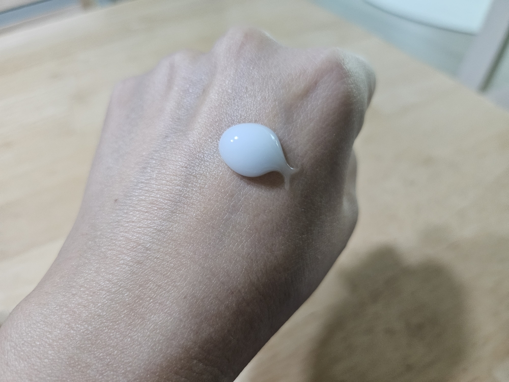 잇츠스킨 (IT'SSKIN) 파워10 감초줄렌 수딩 젤크림 review image