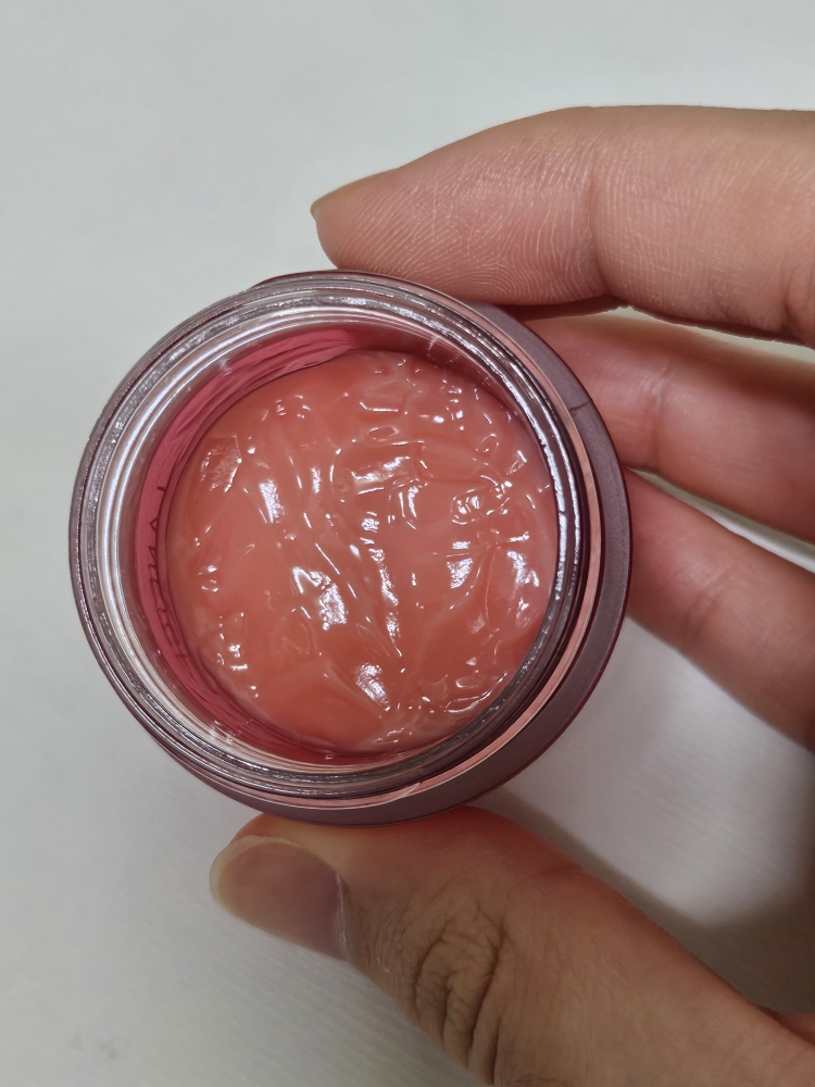 唇部睡眠面膜 EX [Berry] （浆果味的真实用户使用照片