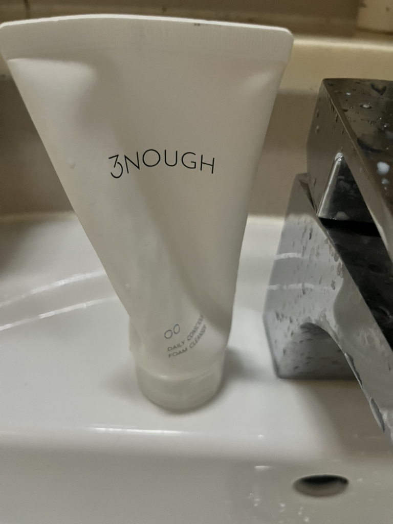 3NOUGH Sữa rửa mặt hàng ngày Conscious Foam Cleanser review image