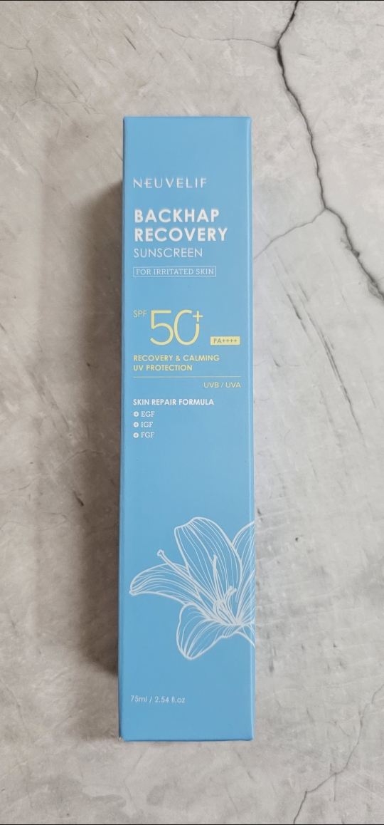 Ảnh đánh giá thực tế của người dùng về Kem chống nắng Lily Recovery [SPF50+/PA++++]