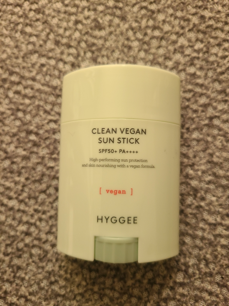 휘게 (HYGGEE) 클린 비건 선스틱 [SPF50+/PA++++] review image