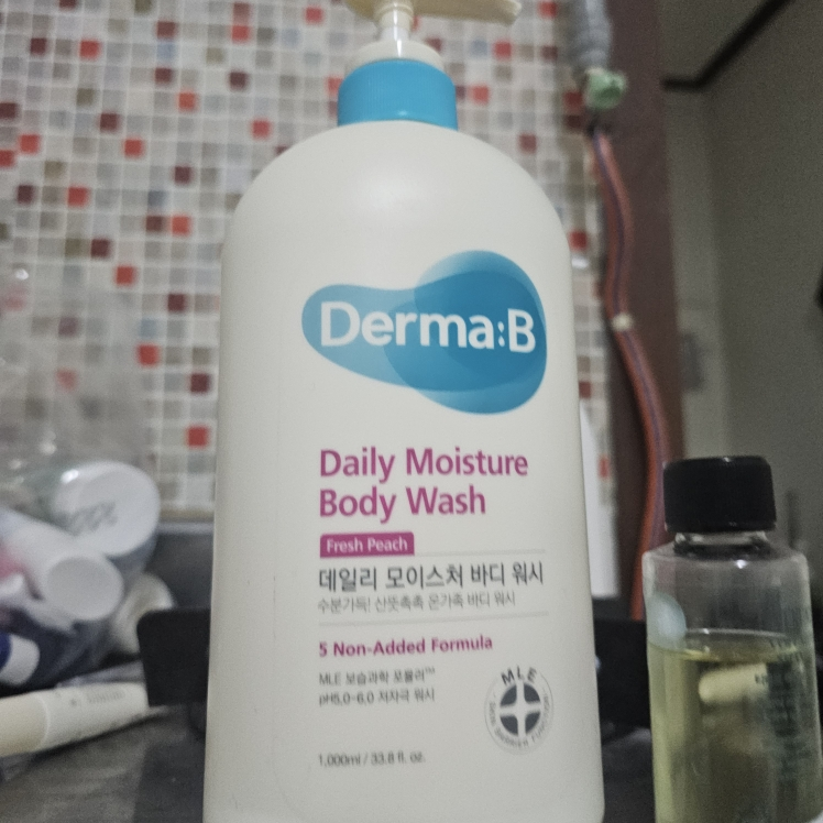 더마비 (Derma:B) 데일리 모이스처 바디 워시 [프레쉬피치] review image