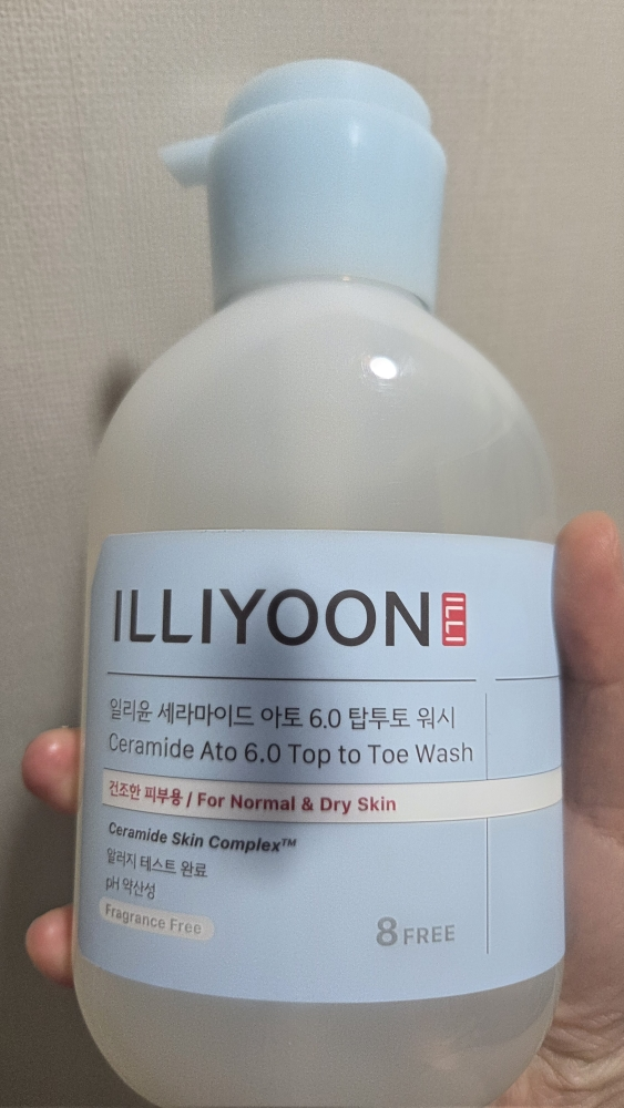 일리윤 (ILLIYOON) 세라마이드 아토 6.0 탑투토 워시 review image