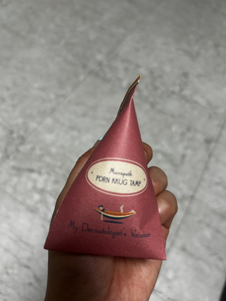 내피부과의사의휴가 (MyDermatologist'sVacation) 마이크로패쓰 꾹탬프 [PDRN] review image