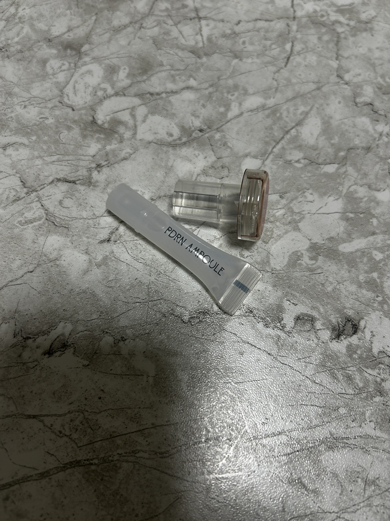 내피부과의사의휴가 (MyDermatologist'sVacation) 마이크로패쓰 꾹탬프 [PDRN] review image