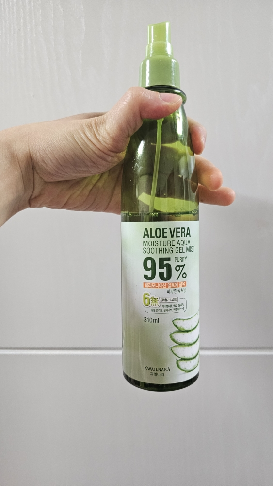 KWAILNARA Aloe Vera Moisture Aqua Real Soothing Gel Mist review image