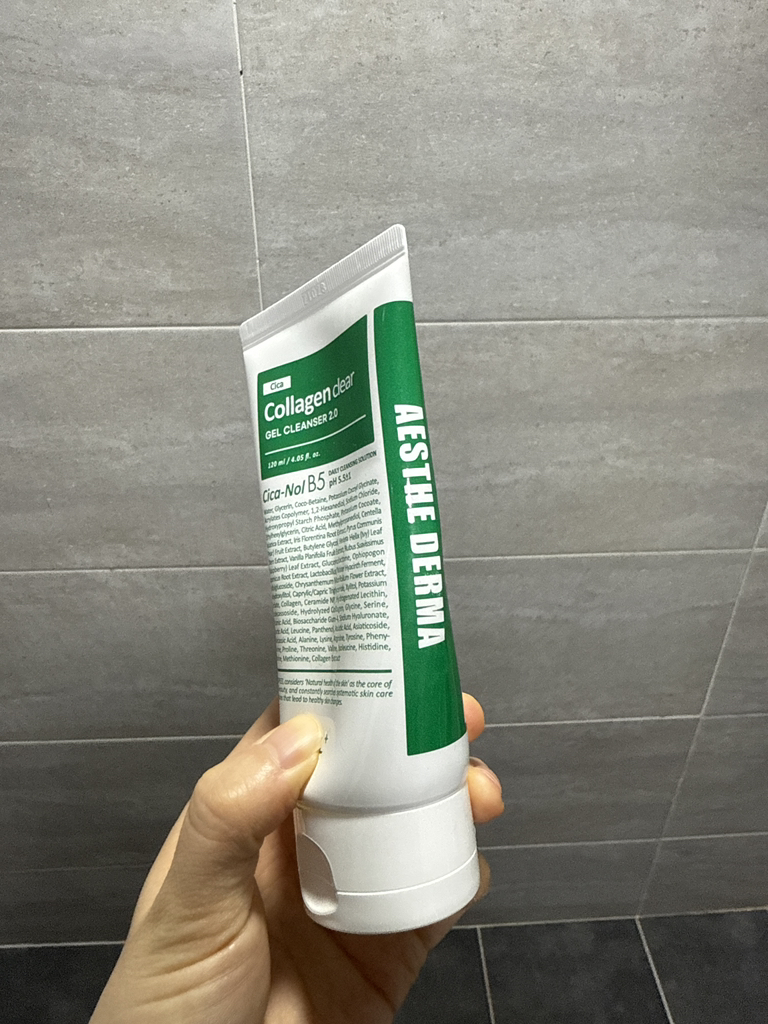 Ảnh đánh giá thực tế của người dùng về Green Cica Collagen Clear Gel Cleanser 2.0