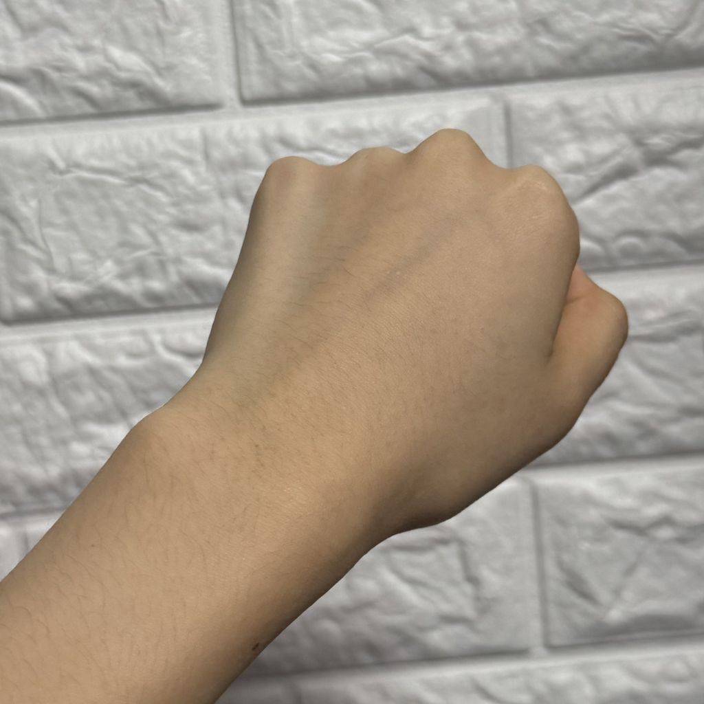 메디큐브 (medicube) PDRN 핑크 톤업 선크림 [SPF50+/PA++++] review image