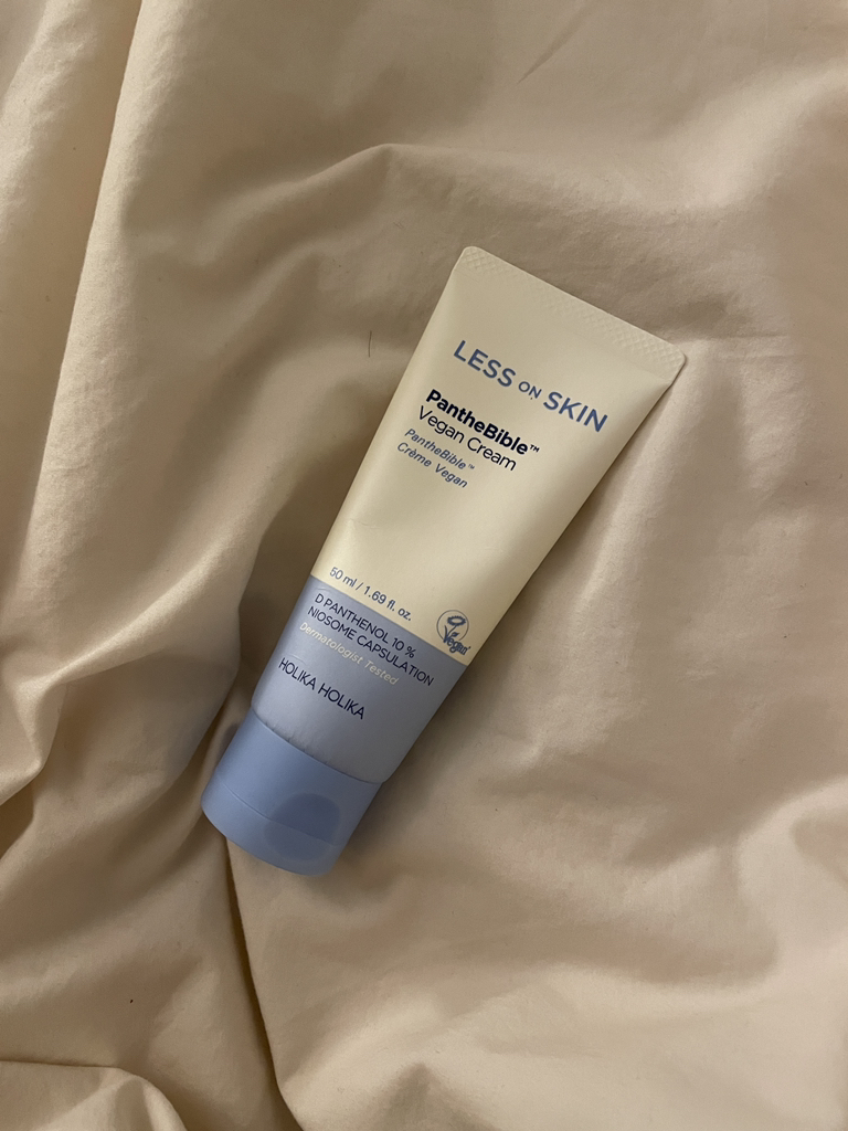 홀리카홀리카 (HOLIKAHOLIKA) 레스온스킨 판테바이블 비건 크림 review image