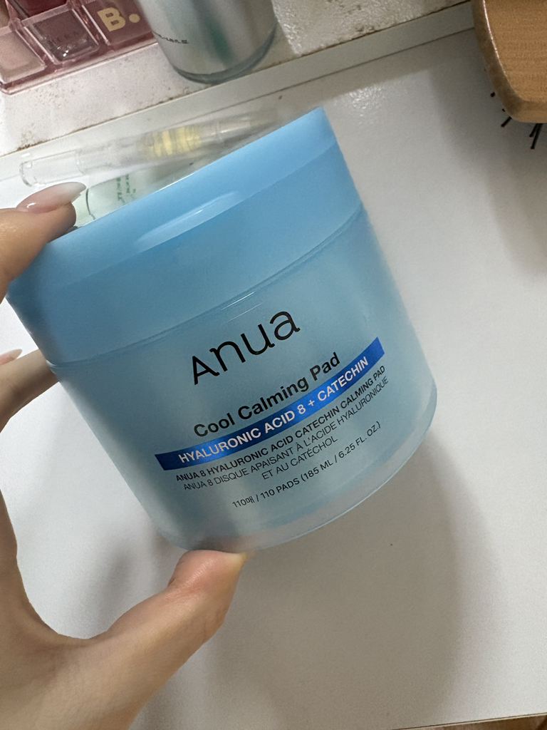 Anua 8 Hyaluronic Acid Catechin Calming Pad review image