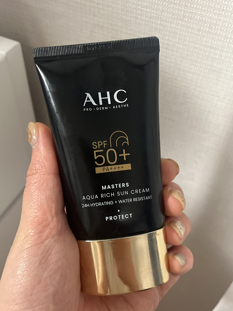 爱和纯 大师水润防晒霜 [SPF50+/PA++++] review image