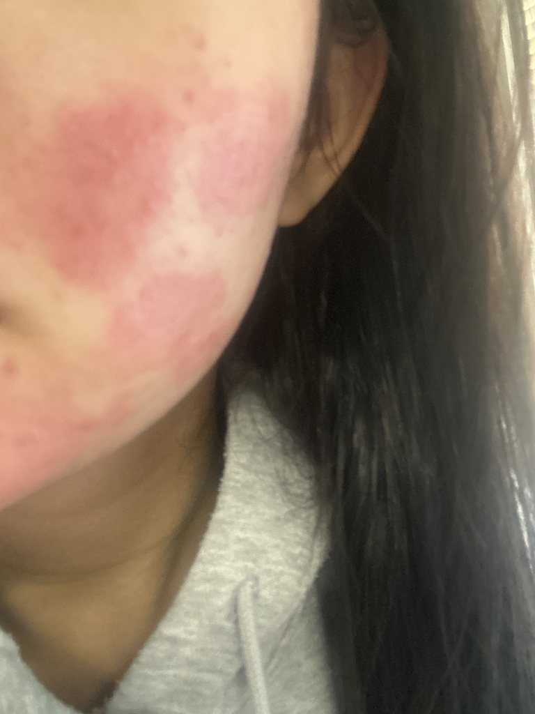 웨이크메이크 (wakemake) 워터 글로우 코팅 쿠션 [SPF50+/PA++++] [21 바닐라] review image