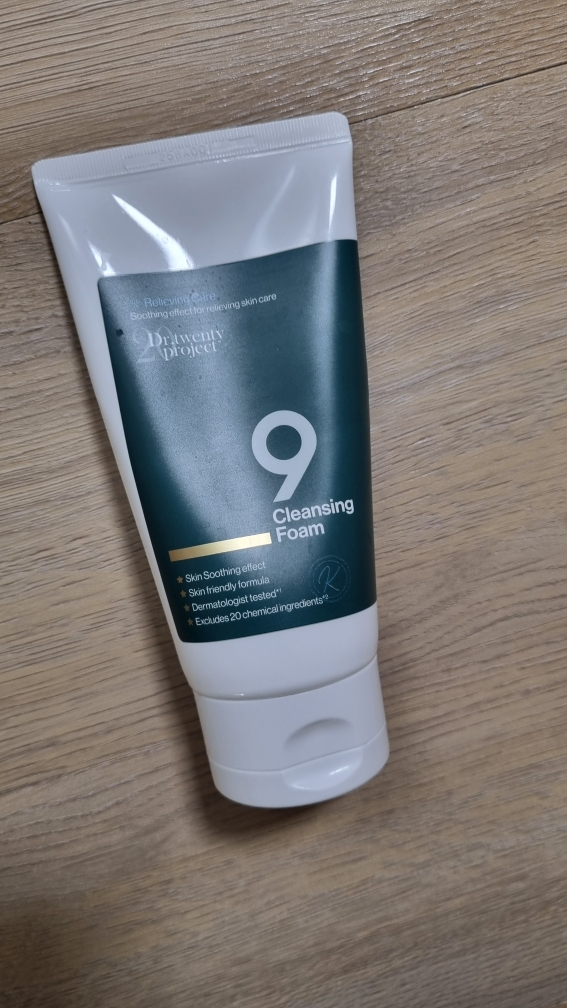 닥터트웬티프로젝트 (Dr.twentyproject) 나인 클렌징폼 review image
